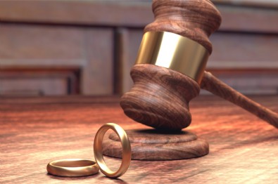 Sadakatsiz eş mi yoksa alkolik eş mi daha kusurlu? Yargıtay emsal bir karara imza attı