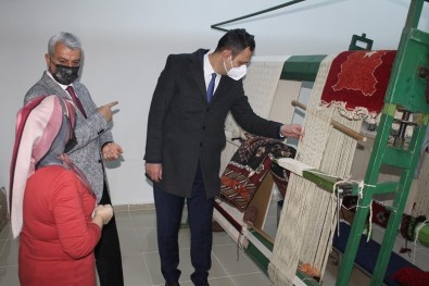 Yazihan'da Tekstil Gelisiyor