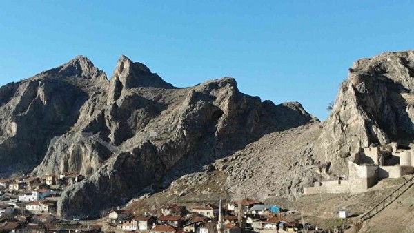 Tesadüfen fark edildi! Evliyaya benziyor!