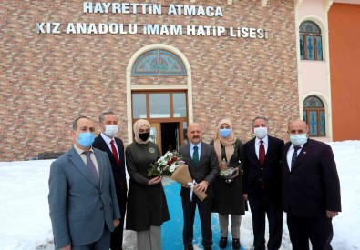 Agri'da 650 Bin Kitap Kütüphanelerle Bulustu