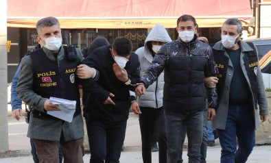 Büfeden 120 Bin Liralik Ürün Çalan Sahislar Yakalandi