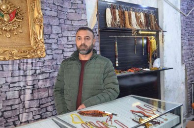 Hatay'da 200 Bin Liralik Tespih Ve Gümüs Yüzük Hirsizligi