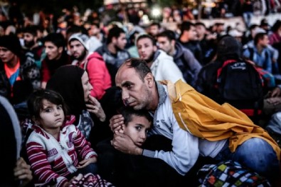 BM'den mültecilere yönelik çifte standarda tepki: Günün sonunda hatırlamamız gereken hepsinin insan olduğudur
