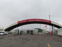 Gürcistan, Sinir Kapilarinin Yolcu Trafigine Açilisini Askiya Aldi Haberi