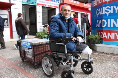 Önce Bacaklarini Kaybetti, Simdi De El Parmaklarini Kaybetme Tehlikesi Yasiyor