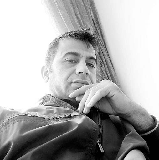 Boşandığı eşine sokakta dehşet saçtı! Bıçaklayacağını sosyal medyadan duyurmuş...