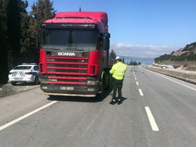 Hiz Limitine Uymayan Sürücülere 48 Bin 625 TL Ceza