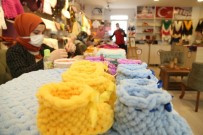 Kadinlarin El Emegi Göz Nuru Ürünleri Bu Çarsida Ekonomik Kazanca Dönüsüyor