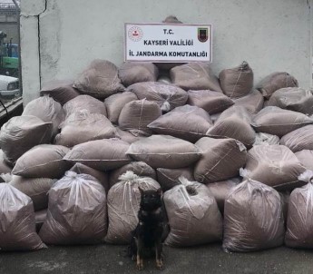 Kayseri'de 3 Ton 450 Kilo Kaçak Tütün Ele Geçirildi