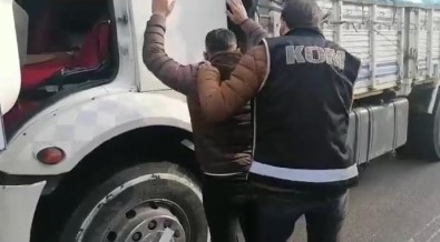 Kocaeli'de 11 Milyon Makaron Ele Geçirildi