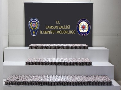 Samsun'da 55 Bin 972 Kapsül Sentetik Ecza Ele Geçirildi Açiklamasi 3 Gözalti