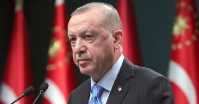 Başkan Erdoğan, cuma namazını Belek'teki Mecek Camisi'nde kıldı!