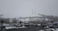 Solhan'da Kar Yagisi Nedeniyle 3 Köy Yolu Ulasima Kapandi Haberi