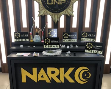 Usak'ta Safak Operasyonuyla Yakalanan 5 Uyusturucu Taciri Tutuklandi