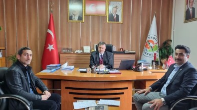 Yesilhisar Belediyesi'nde Isçilerin Zam Sevinci