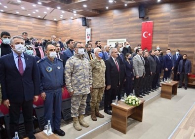 Diyarbakirli 19 Gaziye KKTC Milli Mücadele Madalyasi Ve Berati Verildi
