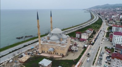 Istanbul Sehzadebasi Camii'nin Bir Benzerini Giresun'da Insa Ettiler