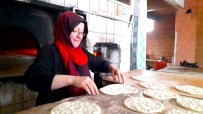 Kadin Firinci 30 Yildir Ekmegini Hamurdan Çikartiyor