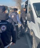 Tekirdag Merkezli 3 Ilde Göçmen Kaçakçilarina Operasyon Açiklamasi 5 Tutuklama