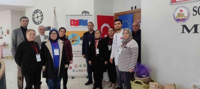 Italyan Sefler Unutulmaya Yüz Tutan Adana Lezzetlerini Ögrenecek