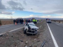 Nevsehir'de Otomobil Refüje Çikarak Takla Atti Açiklamasi 1 Ölü, 2 Yarali