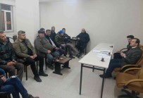 Hisarcik'ta Çiftçiler 'Ekilmedik Arazi Kalmasin' Parolasiyla Toplandi