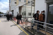 Torbaci Diye Gözaltina Alindilar, Adli Kontrol Sartiyla Serbest Kaldilar