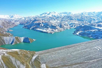 Yagislar Ülke Genelinde Geçen Seneye Göre Yüzde 45,4 Artti, Barajlar Dolmaya Basladi