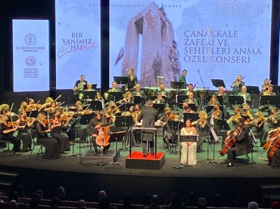 Çanakkale Zaferi Ve Sehitleri Anma Programi'nda 57. Alayin Sancagi Açildi