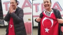 UKRAYNA - Ukraynalı kadın Türk bayrağına sarılıp ağladı!