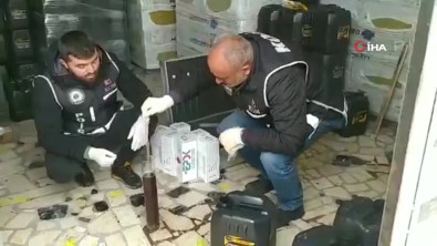 Akaryakit Operasyonu Açiklamasi 25 Ton Karisimli Akaryakit Ele Geçirildi