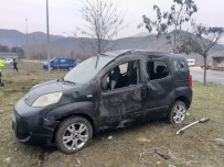 Bilecik'te Trafik Kazasi Açiklamasi 3 Kisi Yaralandi