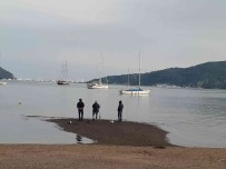 Marmaris'te Deniz Çekildi, Olta Balikçilarinin Eli Bos Kaldi