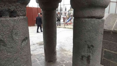 Teröristlerin Ayagindan Tahrip Ettigi Dört Ayakli Minare Ve Çevresi 7 Yil Sonra Yaya Geçisine Açildi