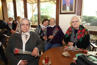 Antalya'nin 2021 Yilinda Yasli Nüfusu Yüzde 9.2 Oldu