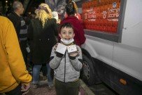 Büyüksehir Belediyesi, Berat Kandilinde 15 Bin Kandil Simidi Dagitti