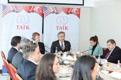 Rusya'dan Çikan ABD'li Sirketlerin Yeni Rotasi Türkiye