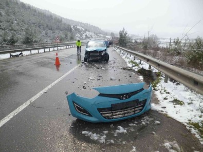Bilecik'te Trafik Kazasi Açiklamasi 1 Ölü, 7 Yarali