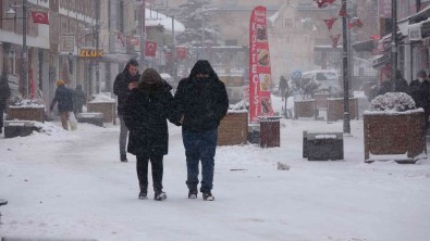 Yozgat Valiliginden Yogun Kar Yagisi Uyarisi