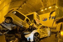 BOLU DAĞI TÜNELİ - Bolu Dağı Tüneli'nde dehşet kaza: 18 araç birbirine girdi! Acı haber geldi!