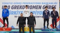 Büyüksehir Sporculari Türkiye Güres Sampiyonasi'ndan Madalya Ile Döndü
