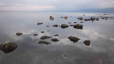 Deniz Çekilince 2 Bin 500 Yillik Antik Liman Ortaya Çikti