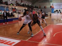 Kadinlar Basketbol Süper Ligi Açiklamasi Izmit Belediyespor Açiklamasi 55 - ÇBK Mersin Yenisehir Belediyesi Açiklamasi 85