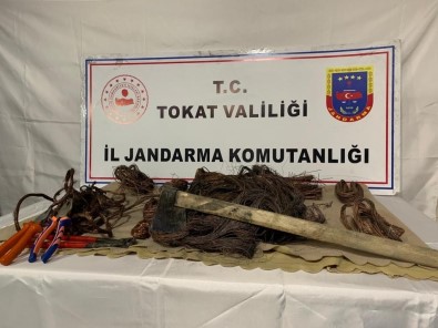 Tokat'ta Kablo Hirsizlari Yakalandi