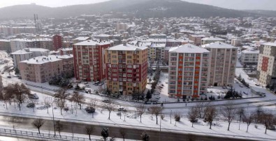 Yozgat'ta Kar Yagisi Ve Soguk Hava Etkisini Sürdürüyor