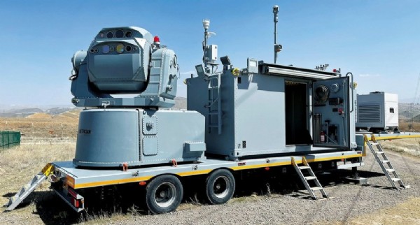 Türkiye'nin ilk SİDA'sı ULAQ Katar'da görücüye çıkacak!