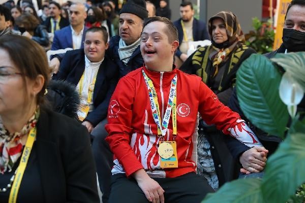 Başakşehir'de 'Down Sendromu ve Spor Çalıştayı' farkındalık oluşturdu!