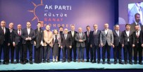 Kocaeli Büyüksehir Belediyesi'ne Yilin En Basarili Kültür Sanat Ödülü