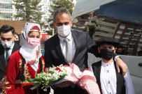 Milli Egitim Bakani Özer Açiklamasi '855 Bin Derslikte Yüz Yüze Egitime Ara Vermeden Devam Ediyoruz'