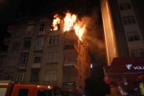 Üçlü Priz Yangin Çikartti, Ev Alevlere Teslim Oldu